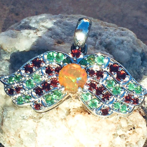 .925 Silver Opal, Tsavorite & Red Garnet Wings Pendant Angel Natural - Picture 4 of 16